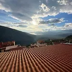 Tholos Hotel