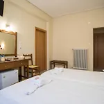 Tholos Hotel 3*
