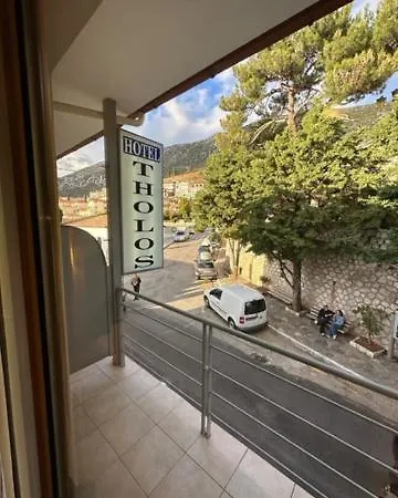 Tholos 酒店 特尔斐