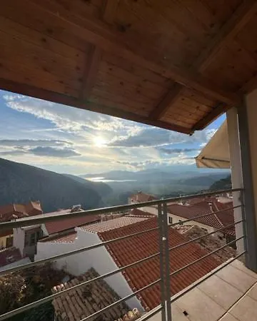 Hotel Tholos 3*