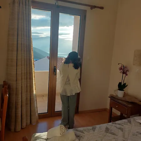 Hotel Tholos 3*