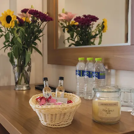 Tholos Hotel