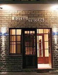 Tholos Hotel 3*